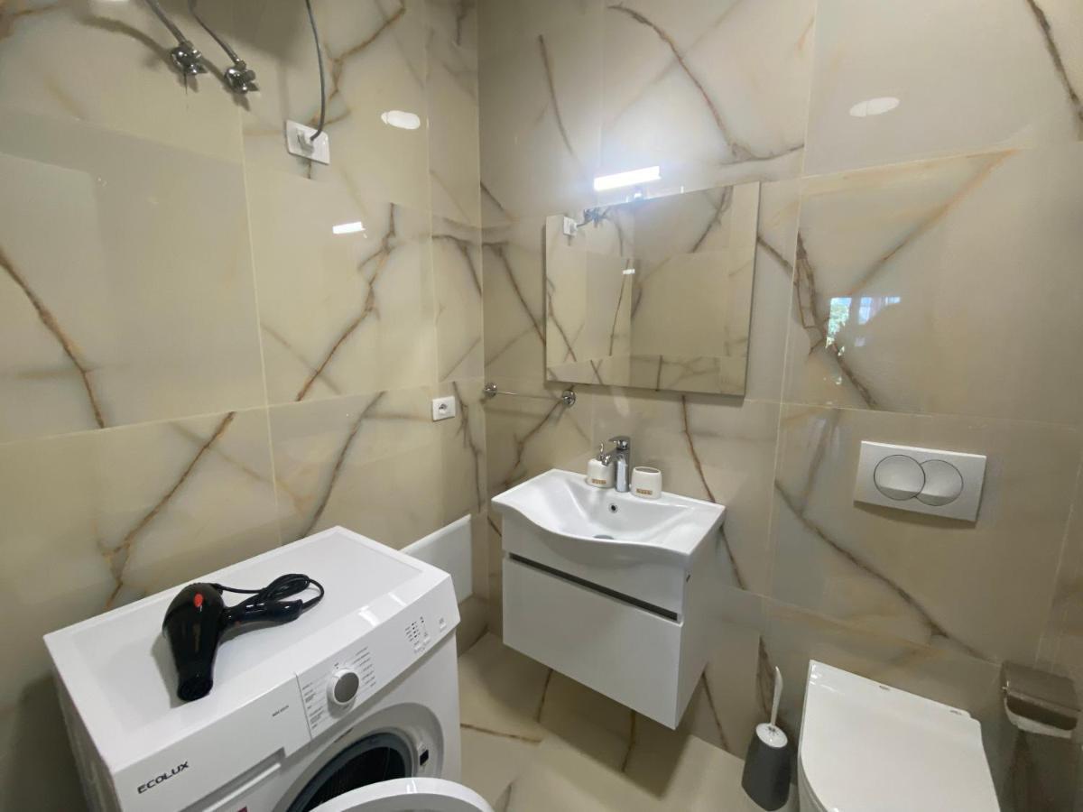 Brand New Apts Located At The City'S Main Square-100 Mbs Wifi Durres Luaran gambar