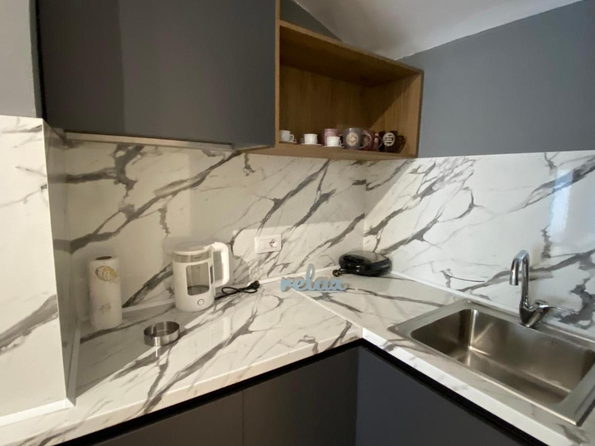 Brand New Apts Located At The City'S Main Square-100 Mbs Wifi Durres Luaran gambar
