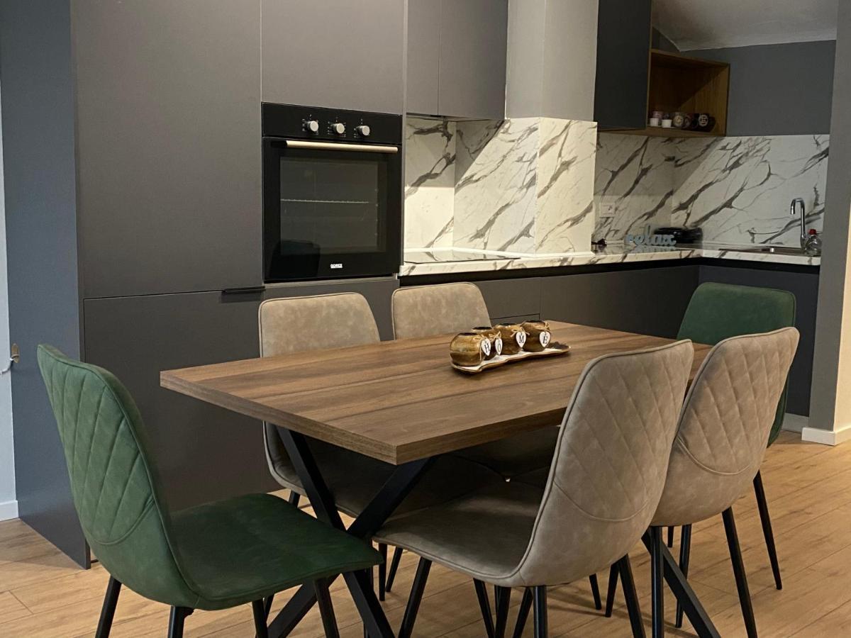Brand New Apts Located At The City'S Main Square-100 Mbs Wifi Durres Luaran gambar